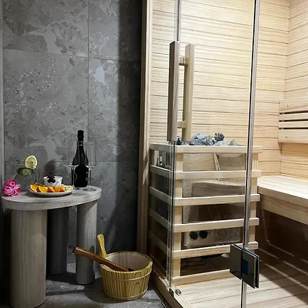 Grand Cesar With Sauna & Parking * Bled